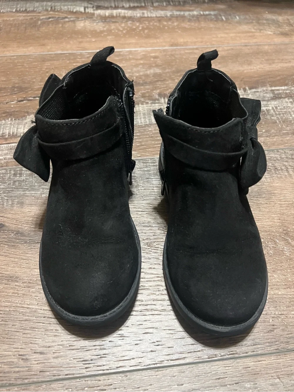Girls Black Suede Ankle Boots with Side Bow - GAP